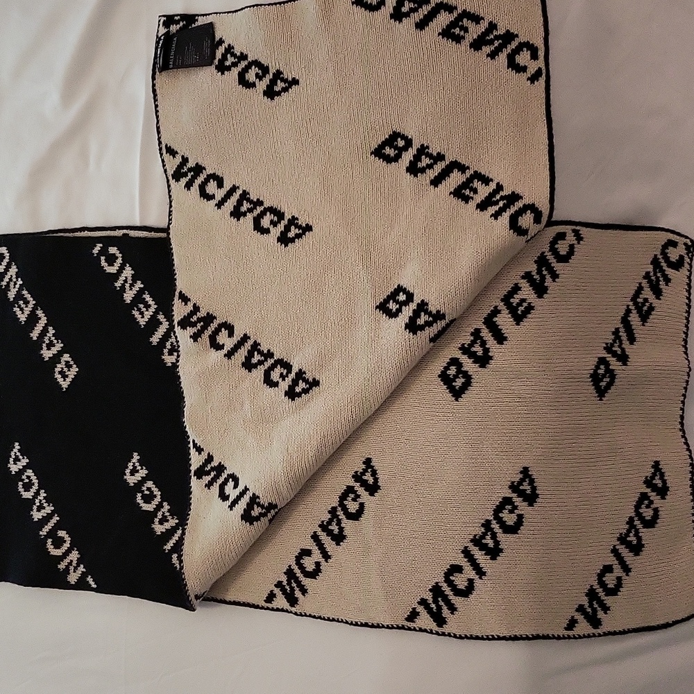 Balenciaga 'Allover' Scarf (BRAND NEW)
